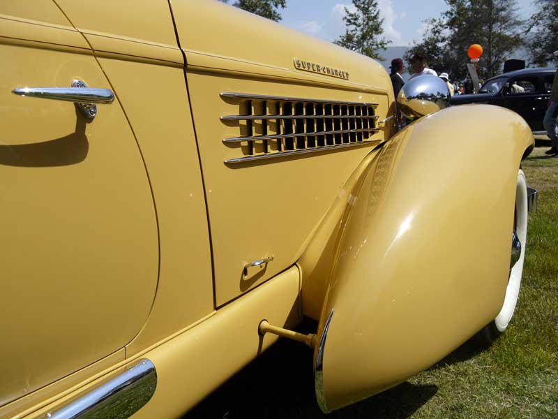 2009 Father-Son Road Trip: Day 6, Art Center Car Show – chuck.goolsbee.org