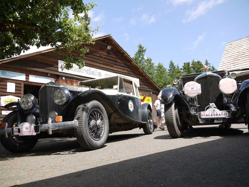 Above: the two Bentleys.