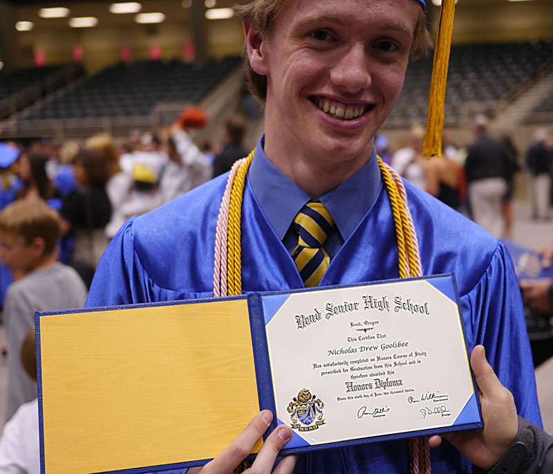 Nick Goolsbee, Graduate.